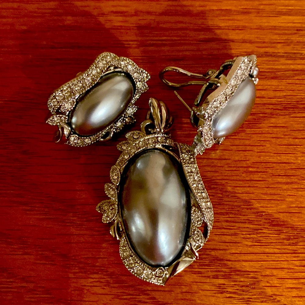 Franchise clip earrings and matching enhancer